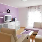 Two-bedroom In Semesterbostad *