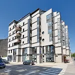 Two-bedroom In Semesterbostad