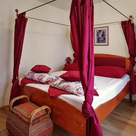 Two-bedroom In 풀라