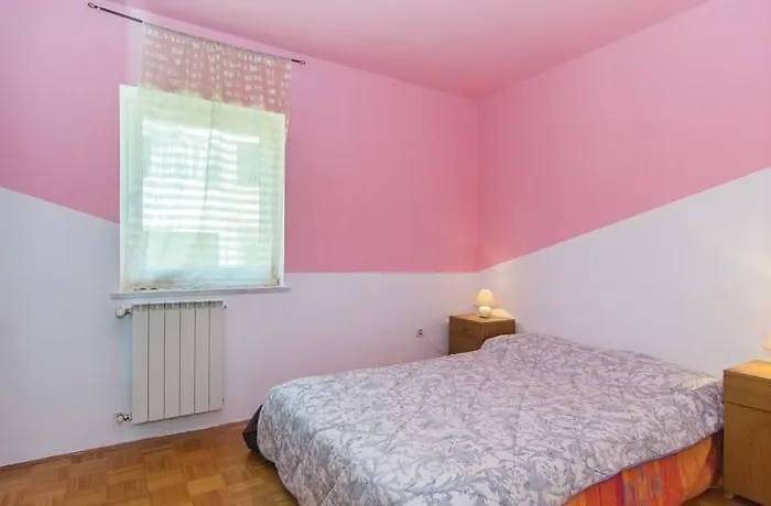 Hébergement de vacances Two-bedroom In Pula