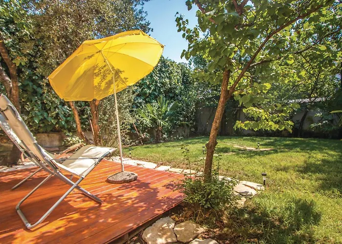 Two-bedroom In Hébergement de vacances