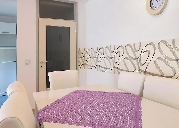 Two-bedroom In * بولا
