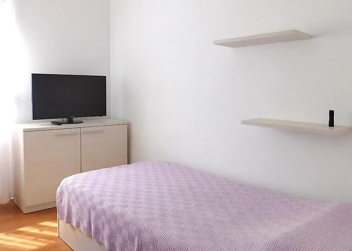 Two-bedroom In Hébergement de vacances