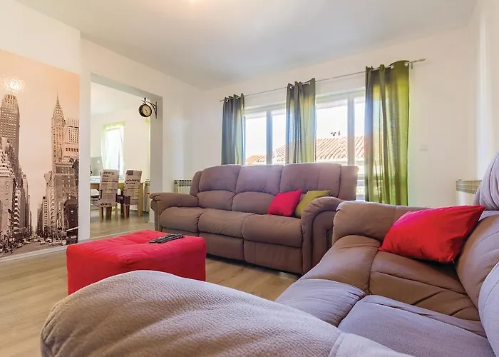 Two-bedroom In Pula