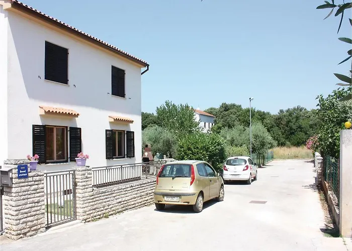 Hébergement de vacances Two-bedroom In Pula