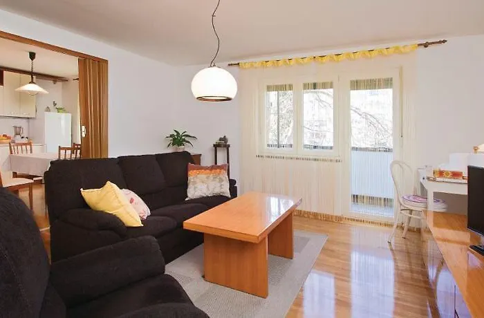 Two-bedroom In * Pula