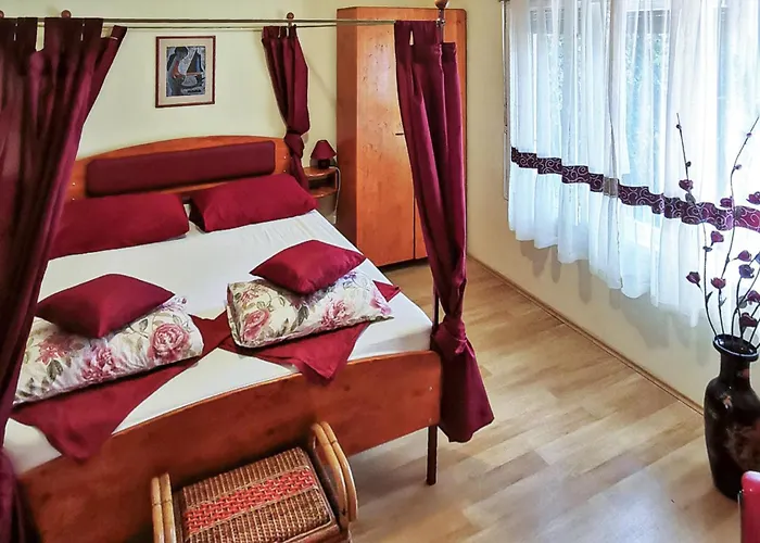 Two-bedroom In Feriehus Pula