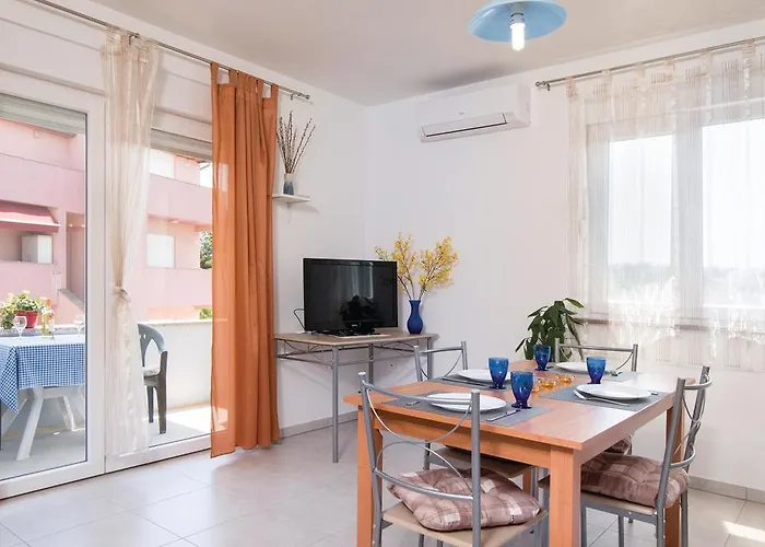 Two-bedroom In Pula