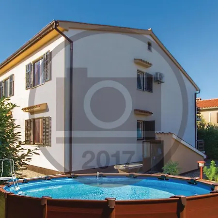 2 Bedroom Stunning Home In Pula Holiday home
