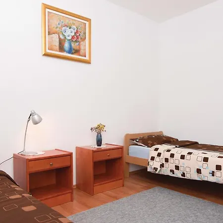 Two-Bedroom Holiday Home In Pula