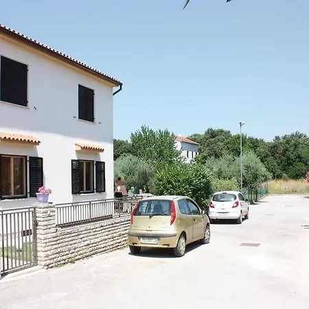 Σπίτι διακοπών Two-bedroom In Πούλα